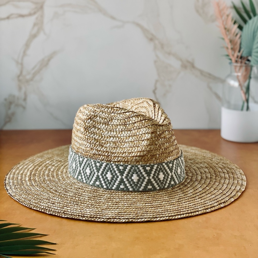 Palm Leaf Hat with Woven Band in Mint
